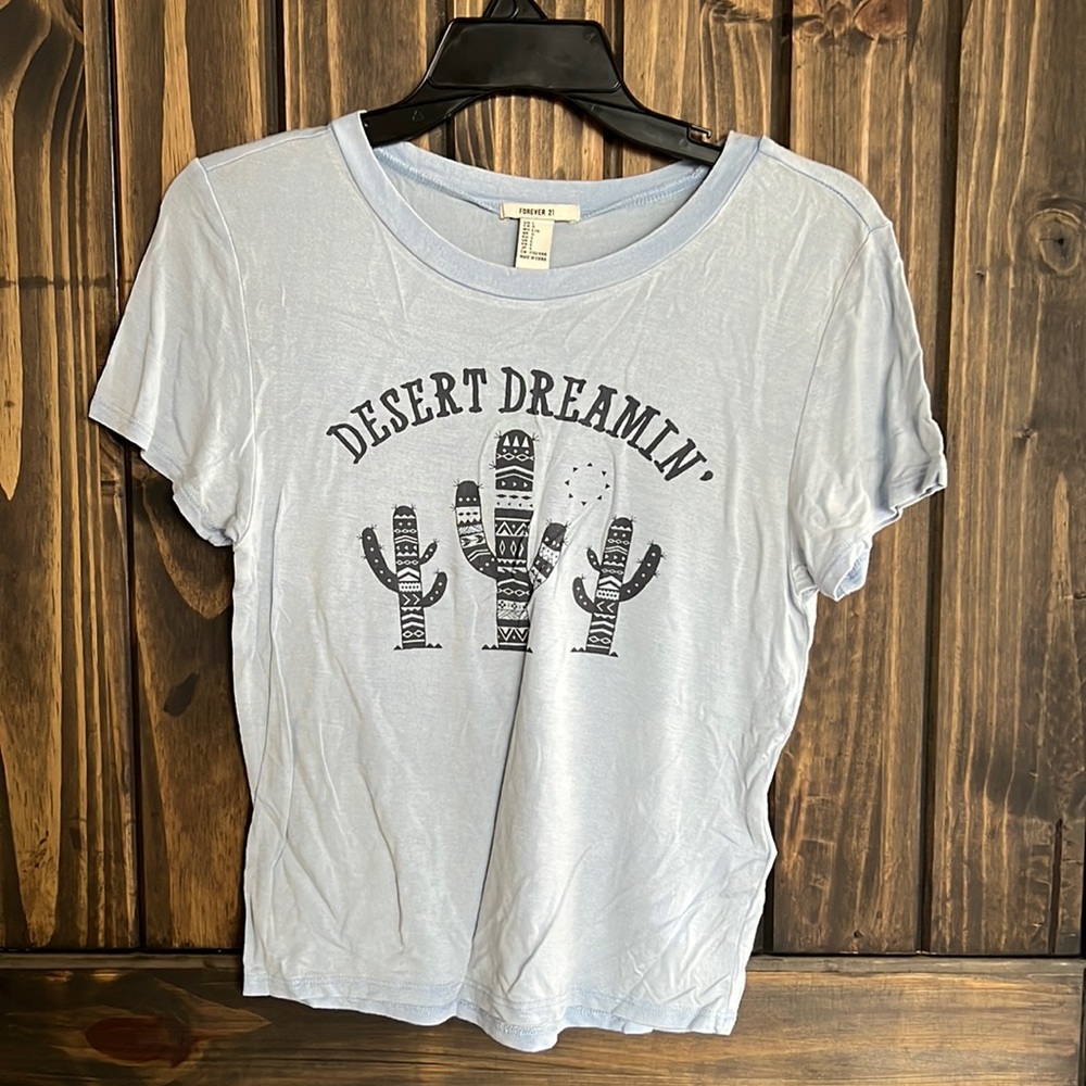 Cropped tee